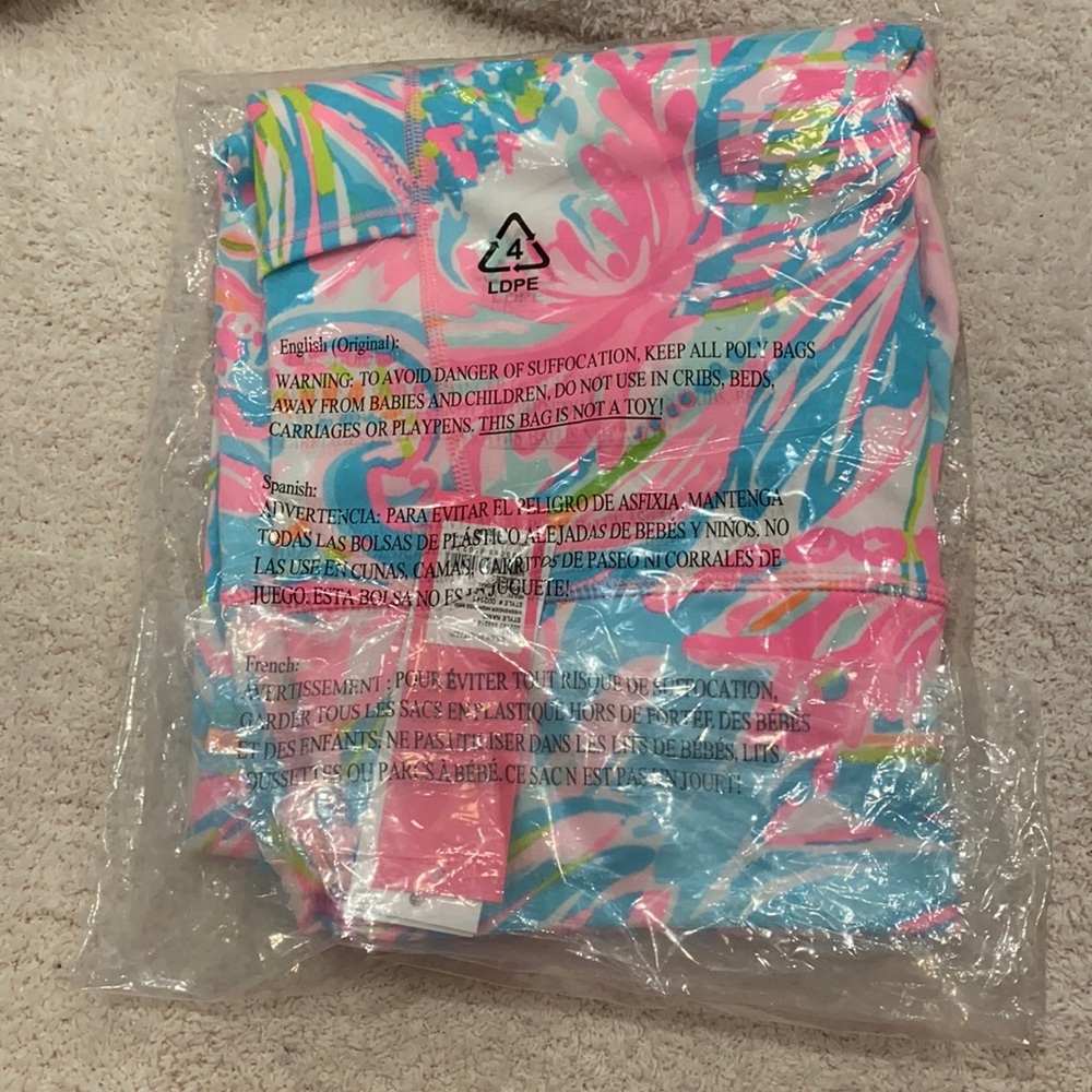 NWT yoga pants